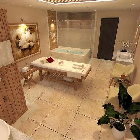 Marissa Hotel & Spa Hai Tien Thanh Hóa Extérieur photo